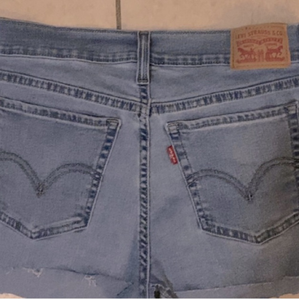 Levi jean shorts